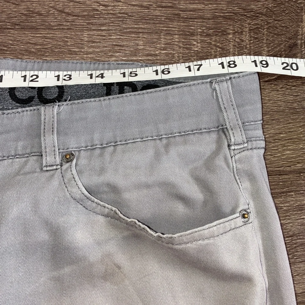 Iron Co. Straight Leg Jeans Men's 36x30 Gray Flat Front 5-Pocket Work/Yard Jeans